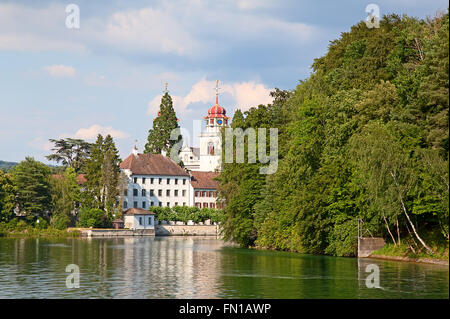 Paesaggio autunnale vicino Monastero di Rheinau Foto Stock