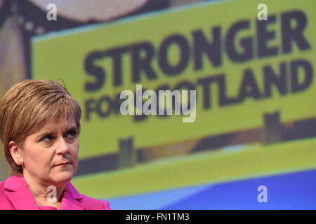 Glasgow, Scozia, GBR - 13 Marzo: Nicola Storione MSP - Primo ministro di Scozia e leader del partito - La giornata conclusiva del Partito nazionale scozzese (SNP) Conferenza di primavera che si è svolta domenica 13 marzo 2016 a Glasgow, in Scozia. Foto Stock