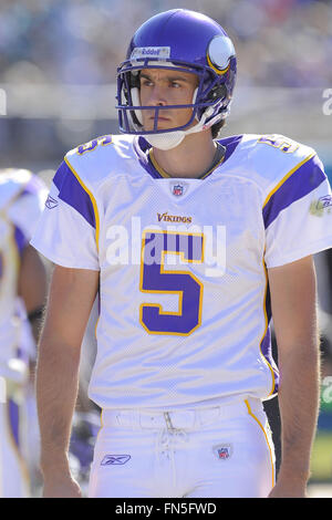 Novembre 23, 2008 - Jacksonville, Fla, STATI UNITI D'AMERICA - Minnesota Vikings punter Chris Kluwe (5) durante i Vichinghi la partita contro Jacksonville Jaguars presso lo Stadio Municipale di Jacksonville il Nov 23, 2008 a Jacksonville, in Florida, ZUMA Press/Scott A. Miller (credito Immagine: © Scott A. Miller via ZUMA filo) Foto Stock