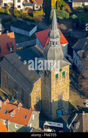 Vista aerea, con cupola a cipolla chiesa, nella piazza della chiesa, Sprockhövel, la zona della Ruhr, Renania settentrionale-Vestfalia, Germania, Europa, antenna Foto Stock