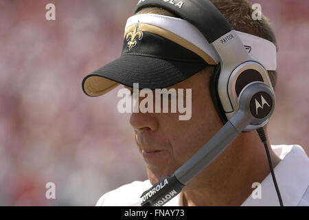 Tampa, Florida, Stati Uniti. 16 Sett 2007. Sep 16, 2007; Tampa, FL, Stati Uniti d'America; New Orleans Saints coach Sean Peyton durante il suo team 31-14 della perdita dei Tampa Bay Buccaneers presso Raymond James Stadium. Credito: Scott A. Miller-US PRESSWIRE.ZUMA Press/Scott A. Miller © Scott A. Miller/ZUMA filo/Alamy Live News Foto Stock