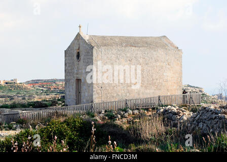 Cappella di Santa Maria Maddalena, costruita nel XVII secolo in Dingli, Malta. Foto Stock