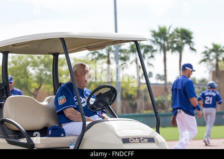 Glendale, Arizona, Stati Uniti. 3 Mar, 2016. Tommy Lasorda (Dodgers) MLB : Tommy Lasorda, consulente speciale del Presidente del Los Angeles Dodgers, durante il team della Primavera di baseball training camp in Glendale, Arizona, Stati Uniti . © Thomas Anderson/AFLO/Alamy Live News Foto Stock