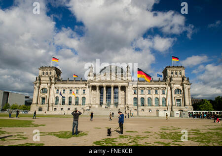 Il palazzo del Reichstag a Berlino Germania Foto Stock