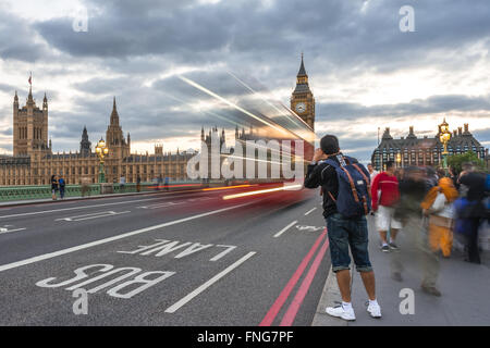 Fotografo turistico al Big Ben Foto Stock