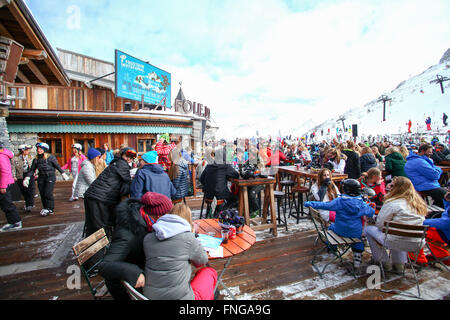 Tignes, Francia, Ski Resort. La Folie Douce club Foto Stock