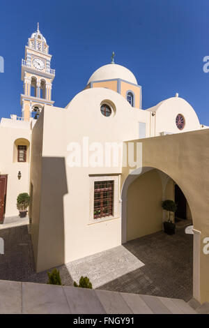 Grecia CICLADI Santorini Island, Fira, Agios Ioannis chiesa Foto Stock