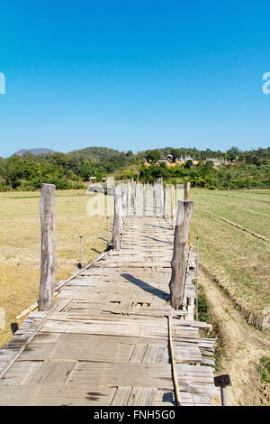 Su Tong Pae ponte di bambù Foto Stock