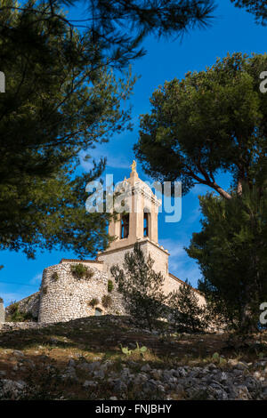 La cattedrale di Notre Dame du Chateaux Allauch village, Bdr, paca,Francia 13 Foto Stock