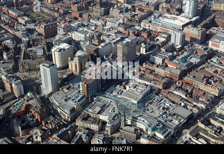 Vista aerea di Albion Street nel centro cittadino di Leeds, West Yorkshire, Regno Unito Foto Stock