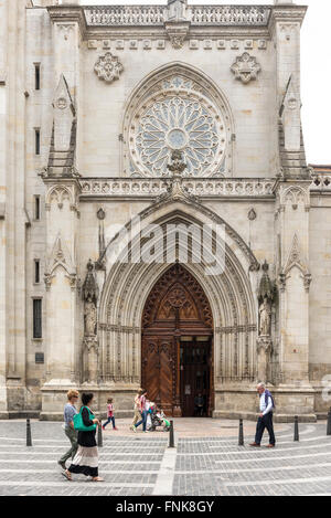 Cattedrale di Santiago, Bilbao, Old Town (Casco Viejo), Biscaglia, Paese Basco, Euskadi, Spagna, Europa Foto Stock