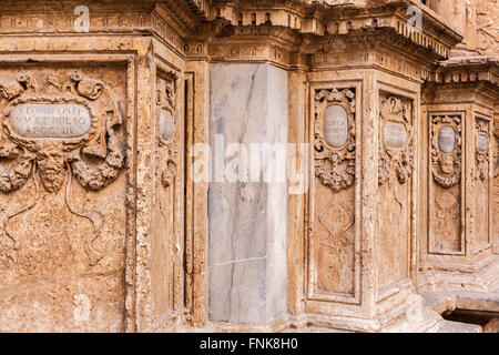 Dettaglio della facciata portale Porta Maggiore, Cattedrale.Palma de Maiorca, isole Baleari, Spagna. Foto Stock