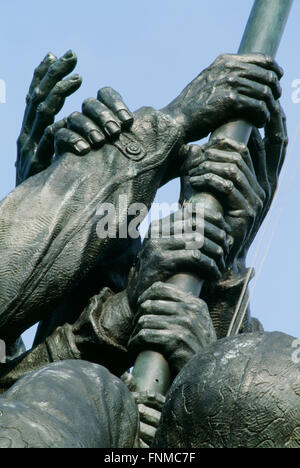 Close-up del Iwa Jima Memoriale Marine Corps War Memorial, il Cimitero di Arlington, Washington, DC, Stati Uniti d'America Foto Stock