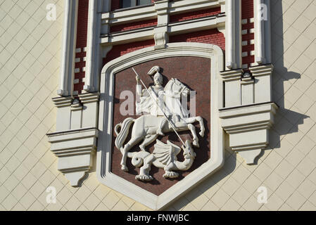 Stemma sulla facciata Kazansky stazione ferroviaria da street Novoruzanskaya Foto Stock