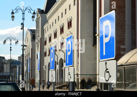 Simbolo di parcheggio per i disabili di Kazansky stazione ferroviaria Foto Stock