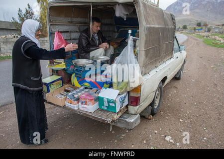 Negozio di mobili vicino Kalar, Iraq settentrionale Foto Stock