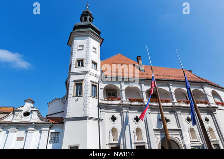 Il castello di Maribor facciata. Maribor è la seconda città più grande della Slovenia, l'Europa. Foto Stock