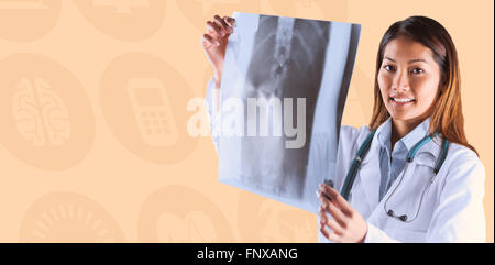 Immagine composita di asian medico controllo MRI scan Foto Stock