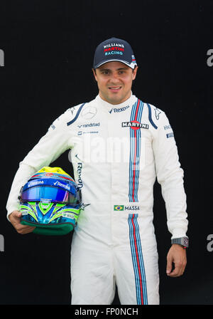 Melbourne, Australia. Xvii Mar, 2016. Williams Martini Racing driver di Formula Uno Felipe Massa del Brasile comporta per i driver portrait session davanti a Australian Formula One Grand Prix all'Albert Park di Melbourne, Australia, 17 marzo 2016. © Bai Xue/Xinhua/Alamy Live News Foto Stock