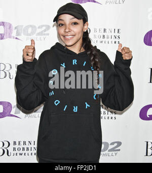 Bala Cynwyd, Pennsylvania, USA. Il 15 marzo, 2016. American Singer-Songwriter Visite Tinashe Q102's teatro delle prestazioni. Foto Stock