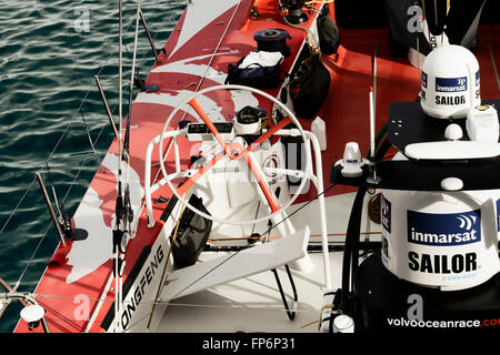 La Cina è solo barca a vela "Volvo Ocean 65 Dongfeng' di Città del Capo in Sud Africa, Volvo Ocean Race 2014-2015 Foto Stock