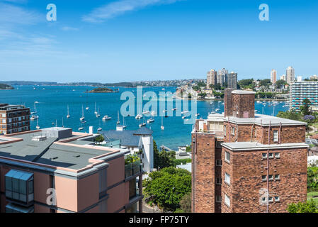 La vista del porto di Sydney dall'alto nel Macleay Hotel Sydney Foto Stock