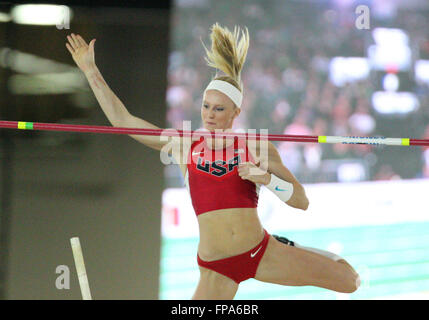 Marzo 17, 2016: Sandi Morris compete nel mondo 2016 Track & Field campionati a Centro Convegni Oregon, Portland, O. Larry C. Lawson/CSM Foto Stock