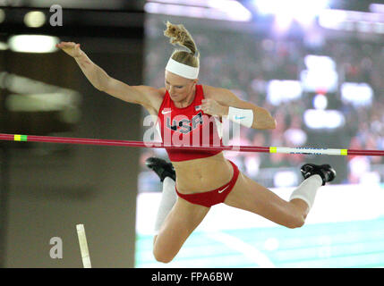 Marzo 17, 2016: Sandi Morris compete nel mondo 2016 Track & Field campionati a Centro Convegni Oregon, Portland, O. Larry C. Lawson/CSM Foto Stock