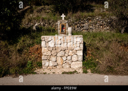 Santuario cristiano su Sipan, una delle isole Elafiti, vicino a Dubrovnik, Croazia. Foto Stock