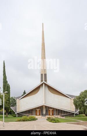 CRADOCK, SUD AFRICA - 19 febbraio 2016: la chiesa olandese riformata Cradock Nord. Cradock è di medie dimensioni in città la Pasqua Foto Stock