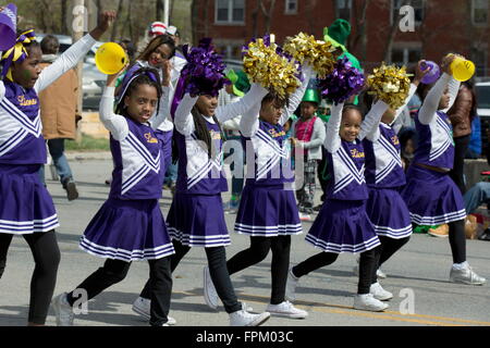 Kansas City, Missouri, Stati Uniti d'America. Xvii Mar, 2016. La fede Acadamy onda Lions per la folla © Serena S.Y.Hsu/ZUMA filo/Alamy Live News Foto Stock