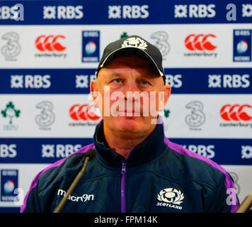 Aviva Stadium, Dublino, Irlanda. Xix Mar, 2016. RBS 6 Nazioni campionati. L'Irlanda contro Scozia. Scottish head coach Vern Cotter in occasione della conferenza stampa. © Azione Sport Plus/Alamy Live News Foto Stock