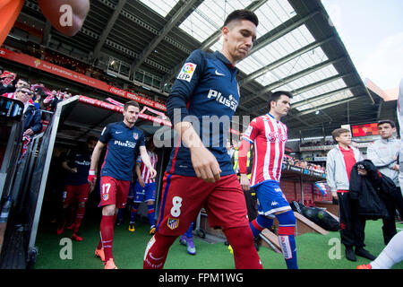 Gijon, Spagna. Xix marzo, 2016. Matias Kranevitter (Atletico de Madrid) durante la partita di calcio di spagnolo "La Liga " tra Real Sporting de Gijón e Atletico de Madrid a Molinón stadio onMarch 19, 2016 in Gijon, Spagna. Credito: David Gato/Alamy Live News Foto Stock