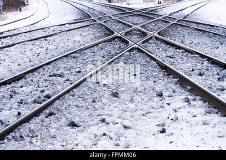 Diamond attraversando i binari della ferrovia in Rochelle Illinois Foto Stock