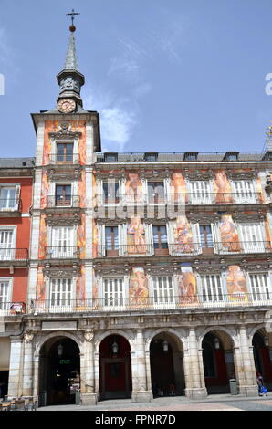 Casa de la Panaderia su Plaza Mayor di Madrid in Spagna Foto Stock