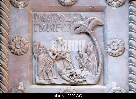 Dettaglio del San Ranieri porta della Cattedrale Santa Maria Assunta a Pisa, Italia Foto Stock