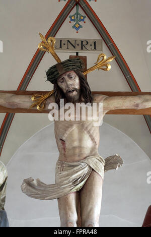 Crocifissione, la chiesa parrocchiale di San Pietro e Paolo a Oberstaufen Germania Foto Stock