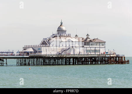 Eastbourne Pier, Eastbourne, East Sussex, Regno Unito Foto Stock