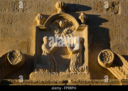 Cappella dei Penitenti Blancs,rue de la Republique, Aigues Mortes, Gard, Francia Foto Stock