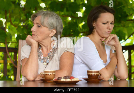 Madre e figlia Foto Stock