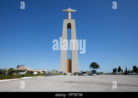 Cristo Re (Cristo Rei) monumento di Almada, Portogallo, Santuario Nazionale Foto Stock