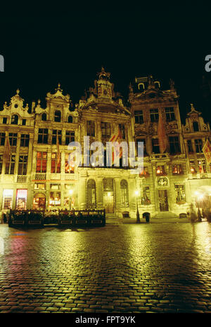 La Grand Place di notte, Bruxelles, Belgio Foto Stock