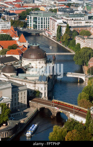 Fiume Spree, antenna paesaggio visto dalla torre della televisione di Berlino. Fiume Spree, Berlino, vista dalla torre della TV. Spree, Landwehrkanal un Foto Stock