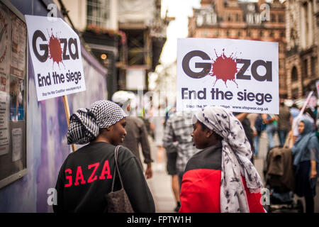 I dimostranti al Rally per la Striscia di Gaza, luglio 19, 2014, Londra Foto Stock