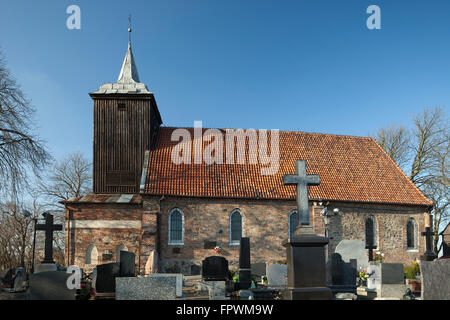 San Michele Arcangelo chiesa in Oksywie, Gdynia, Polonia. Foto Stock