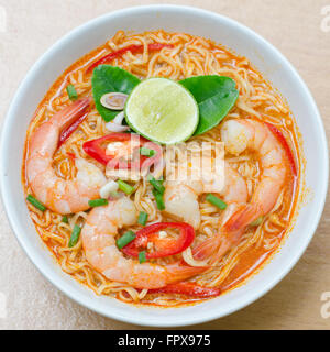 Stile Thai noodle, tom yum kung Foto Stock