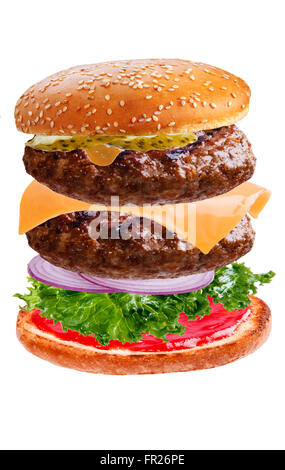 Hamburger burger con battenti ingredienti in caduta su sfondo bianco Foto Stock