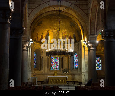 Le pitture del coro, basilica di Saint Martin d'Ainay, Lione, Francia Foto Stock