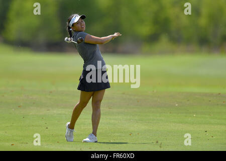 Aprile 18, 2015 - Fort Myers, Florida, Stati Uniti d'America - Brianna fare durante il terzo round del Tour Symetra's Chico's Patty Berg Memorial on April 18, 2015 in Fort Myers, Florida...ZUMA Press/Scott A. Miller (credito Immagine: © Scott A. Miller via ZUMA filo) Foto Stock