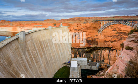 Diga di Glen Canyon Foto Stock